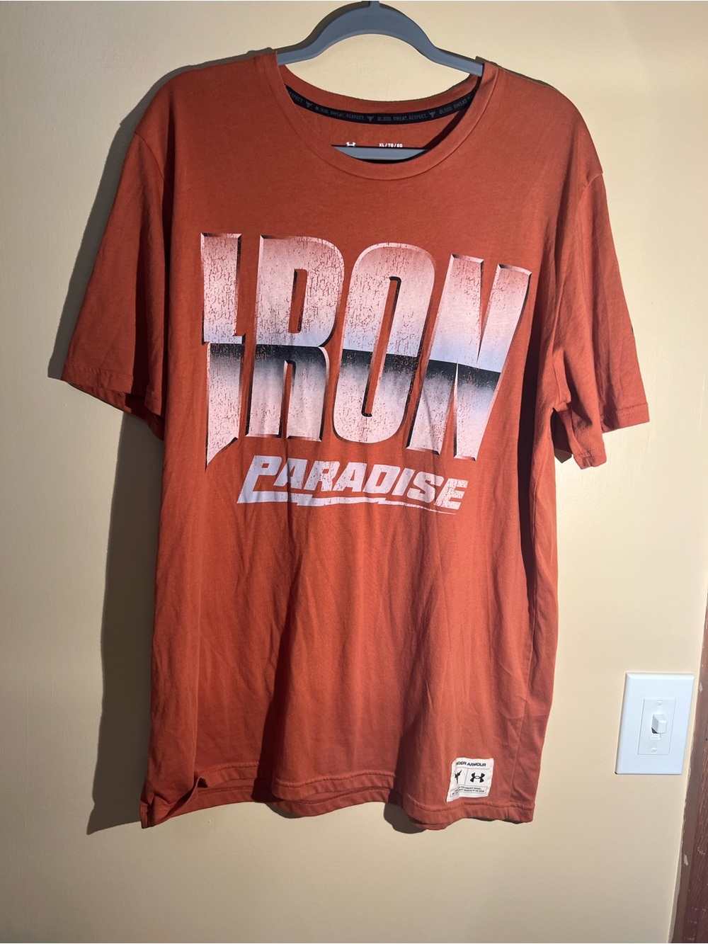 Men’s Under Armour Project Rock Burnt Orange Short Sleeve T-Shirt Size XL